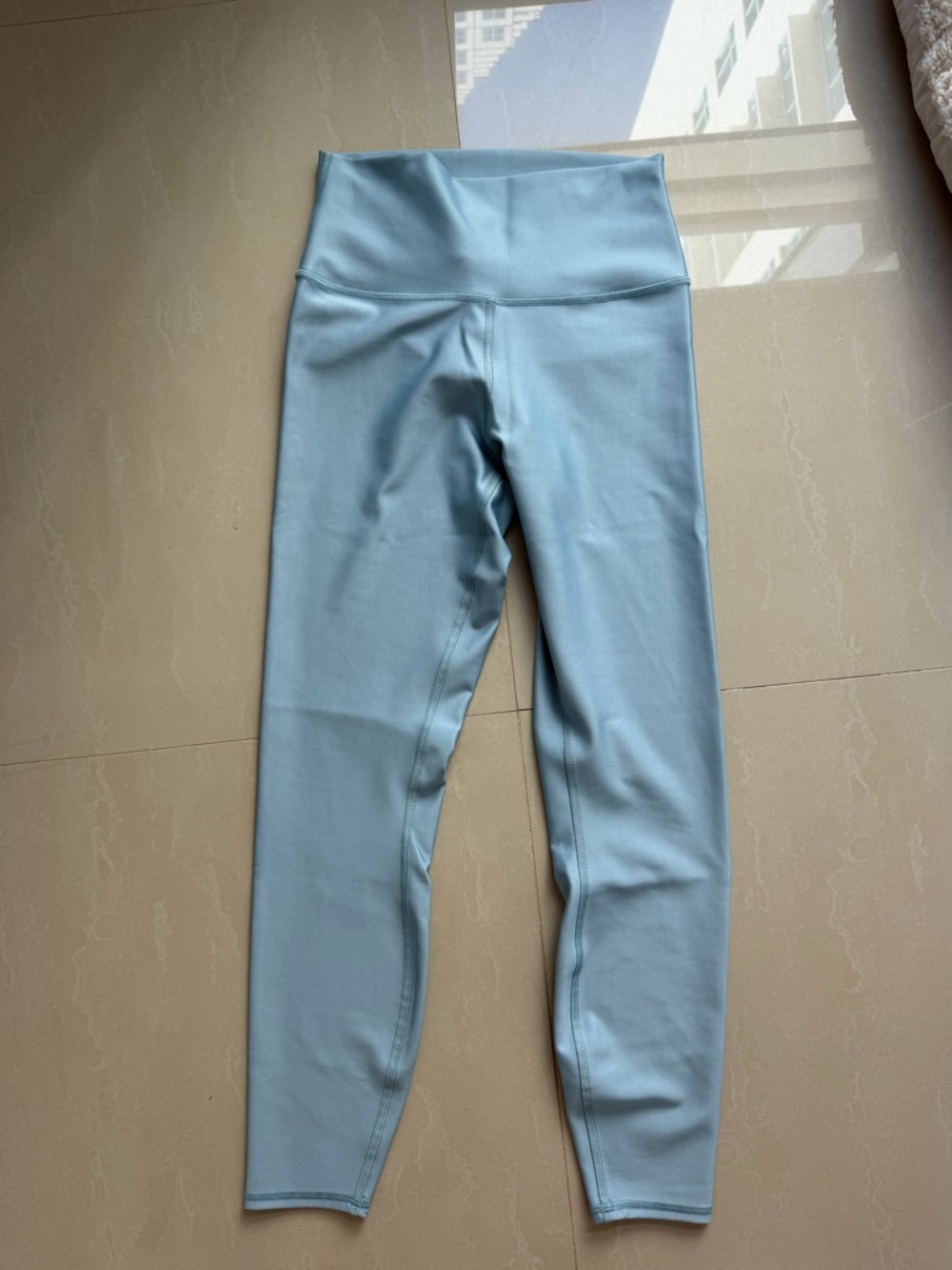 ALO high waisted blue leggings 7/8 length